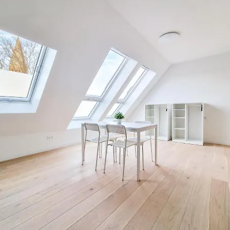 Raj Living - City Apartments With 1 Or 2 Rooms - 15 Min To Messe Dus And Old Town Dus Dusseldorf Exterior photo