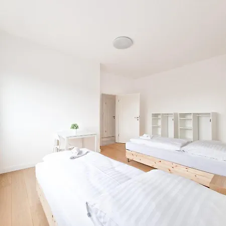 Raj Living - City Apartments With 1 Or 2 Rooms - 15 Min To Messe Dus And Old Town Dus Dusseldorf Exterior photo